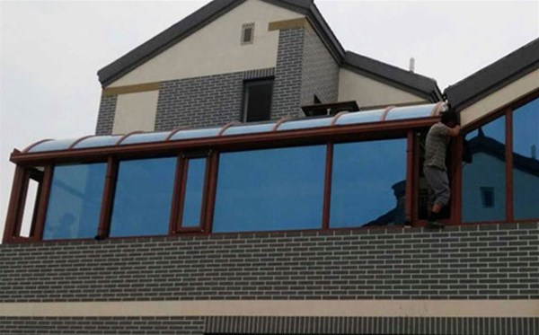 讲一讲阳光房的屋顶玻璃是怎么隔热的